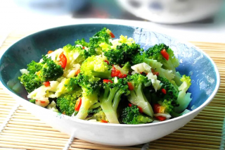 農(nóng)產(chǎn)品配送公司：夏日多食綠色蔬菜是最廉價便捷而有效的保健養(yǎng)生之道